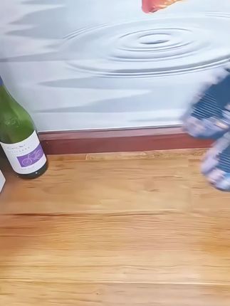姐妹们,这又降价了,这个飞织运动鞋真的是很好,你们赶紧来看看吧。
