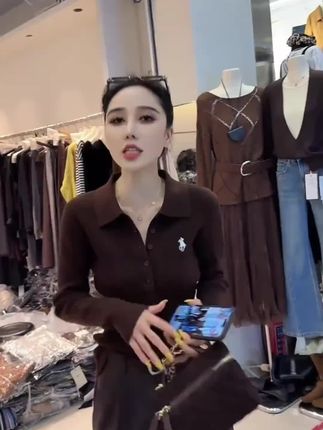 2025秋季翻领简约毛针织衫气质长袖修身上衣LK2506483#谁穿谁好看 #针织衫 #气质穿搭 #百搭上衣 #早秋穿搭