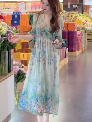 #夏季穿搭 #优雅气质 #穿出自信穿出美丽 #显瘦连衣裙