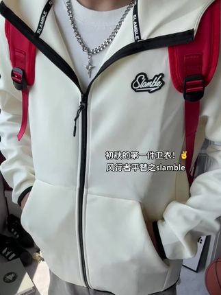 同样的版型 十分之一的价格 slamble你真的 我哭死#外套穿搭 #男生穿搭 #slamble