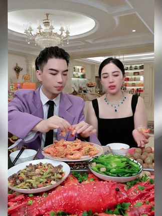 梅姐给大家推荐一款非常好用的洁面乳!