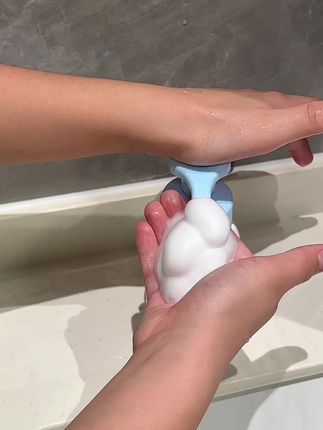 青春期孩子油脂分泌比较旺盛脸上容易出油,冒痘,快试试这款#宝婵青少年洗面奶,用它洗完干净清爽不紧绷#学生党洗面奶#洁面泡泡 #温和清洁 #洗护好物