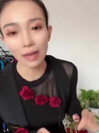 新潮可拆卸,宽背带长裤面料柔软舒适,透气,修身显瘦,有墨绿色,黑色两款送运费险
