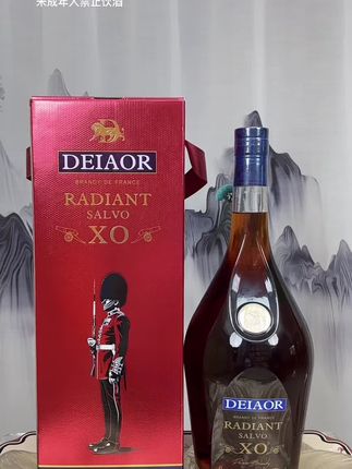 法国进口洋酒,近12斤超大容量,高端大气上档次,到手仅需398元,配送手提大礼箱,方便送人送礼。#白兰地 #高档大气上档次 #好酒 #送礼佳品 #超划算