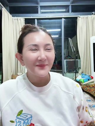 #美妆 #漂亮女人 #睫毛分享 #小型家庭农场 #化妆分享