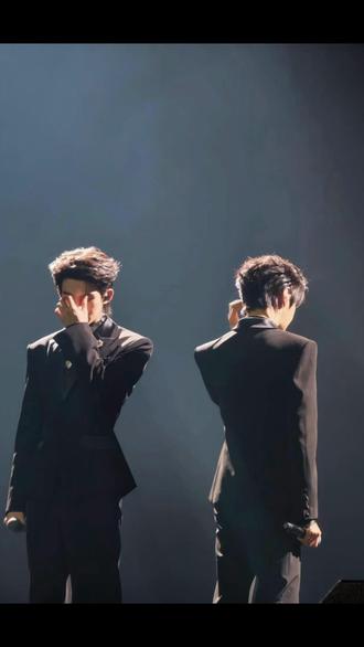 怎么会不遗憾呢 但是他们哭了有对方擦眼泪额🤣
#云旗郝熠然 #云熠香港演唱会