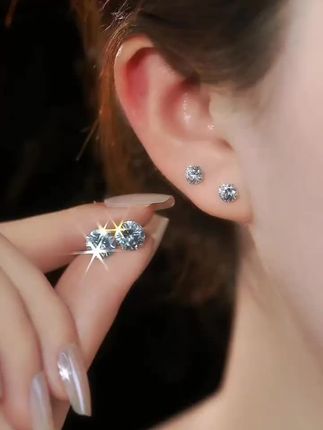 八心八箭银耳钉,一戴就是心动永恒! #耳钉 #女人喜欢的饰品 #耳骨钉 #耳饰分享