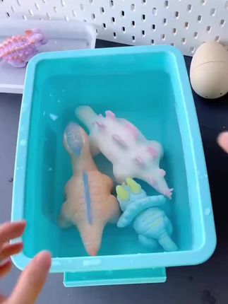 益智恐龙孵化泡水玩具破壳卡通蛋泡水能长大的小恐龙泡水启蒙 #益智玩具 #泡水 #启蒙早教 #恐龙 #上热门 @DOU+小助手 @抖音小助手 @巨量千川