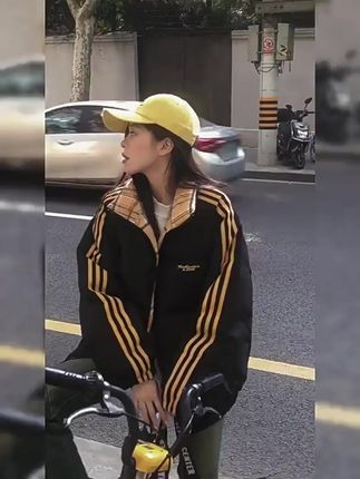 冬季必备!女士学院风美式拼接条纹加厚面包棉服 #学院风 #条纹棉衣 #冬季新款 #女士棉服 #美式设计
