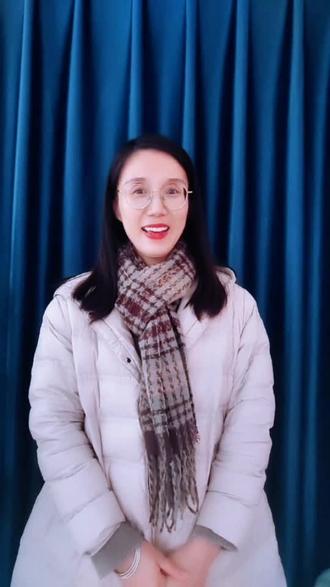 三八国际妇女节到了,你是不是特别不喜欢被别人称为妇女?其实妇女是18岁成年之后的女子统称,是一个正式庄重得称谓。#三八妇女节 #播音主持#鸡泽