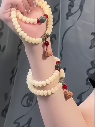 国潮配饰 奶油菩提手持算盘珠56颗白菩提根双圈男女文玩莲蓬#文玩手串 #奶油菩提 #手串 #菩提手串