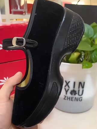 厚底高跟布鞋女软底黑布鞋工作鞋平底礼仪老北京单鞋妈妈女款舞鞋#百搭女鞋 #软底软面穿上超舒服 #妈妈鞋