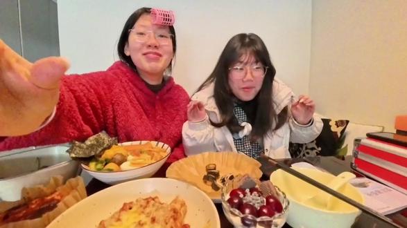 09女高胀气的老友记one!!!好久不见!#09女高#日常vlog #美食趣胃计划 #拼豆#青年创作者成长计划