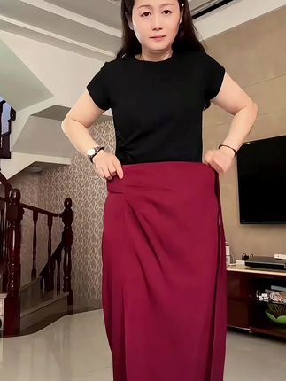 #上热门 一个心底善良的女人,不管她有多少岁,她的容貌一定是柔和耐看的。因为心有多好,命就有多好,心有心静,福就有多深,你的心决定你的相貌,你的心就是你的风水。人心慈则貌美,人心善则面善,所谓福相,不过就是人心向善。