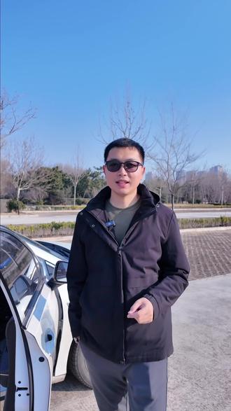 通过原车主对这样埃安y的细节保护,让我想起第一次买车时候那种爱惜,当时车辆下定,车还没到,但是各种保护垫,各种装饰件和改装配件都提前买好了。#烟台 #2026财富开启 #秀出你的神座驾 #烟台网约车方方 #烟台滴滴