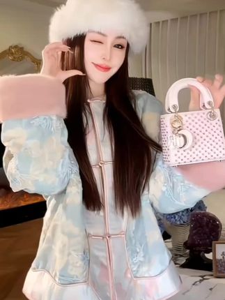 余潇潇【花好月圆】 精致金丝丝绒拼接水貂毛袖 口内里填充桑蚕丝外套#穿搭 #复古穿搭 #热点