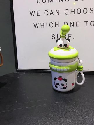 也是让我找到了一个可爱🥰又实用的搅拌杯!#好物推荐分享 #吸管杯 #喝水我是认真滴 #好物推荐🔥