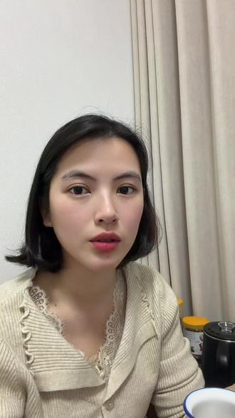 别被没发生的事儿绊住,别让脑补的恐惧堵着门。鼓起勇气推一把,你会发现,门外啥都没有,全是自己吓自己。那扇困住你的门,没上锁,走出去就完事儿。#真实生活分享官 #成长思维 #不要提前焦虑 #口播短视频