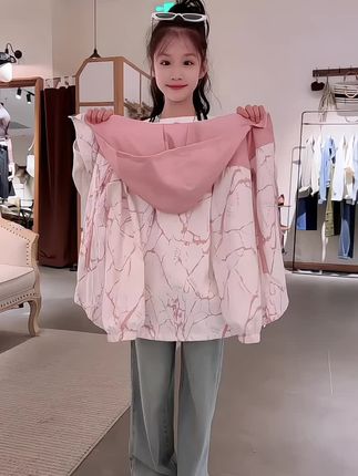 #上热门 #春秋穿搭 #高品质童装 #外套穿搭 #新衣服可以治愈各种不开心