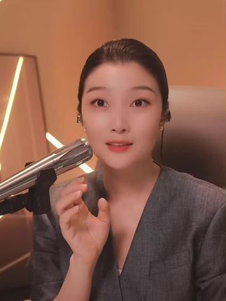 漠小曼 亮皙美白祛斑精华水#精华水 #美白 #护肤分享 @DOU+小助手 @DOU+好生意