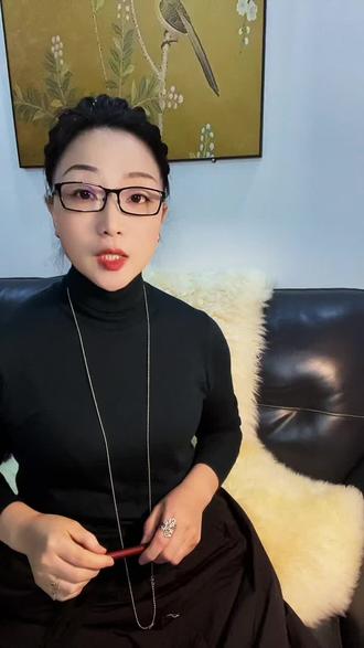 公元207年是"一代枭雄"曹操人生中的巅峰之年。 在这一年他写下了意气风发的 "老骥伏枥, 志在千里。烈士暮年,壮心不已"#知识分享 #中国传统文化 #典故出处 #文史 #老骥伏枥