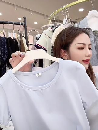 2025夏季新款胖mm大码女设计感不规则抽绳小众短袖T恤出游服装女#短袖T恤 #夏季新款 #休闲穿搭 #夏季穿搭 #百搭上衣 @抖音小助手
