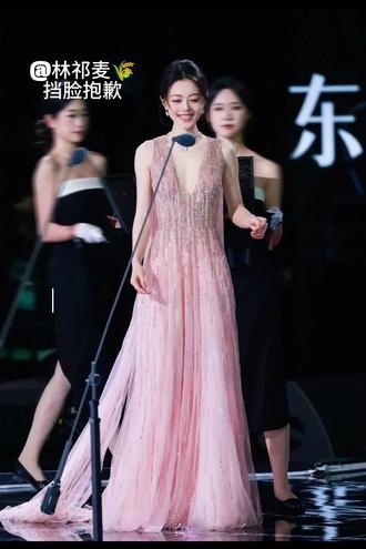一共十九天 每天都要投票#赵今麦#骄阳似我#樱桃琥珀#度华年#无可替代
