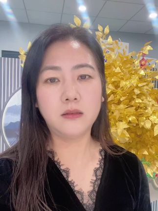 家人们,丽丽昨天把阿姨气到加号里面,我吴哥今天带我们来讨说法,下午1点小宇的号直播,大家都来支持我吴哥#@小宇(渴望幸福)