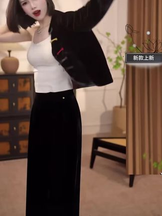 #丝绒衬衫 #提花上衣 #上衣