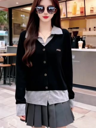 #小个子初秋显瘦穿搭 #减龄气质 #晒晒我的秋日穿搭 #秋冬穿搭新鲜感在线 #通勤穿搭万能配色公式