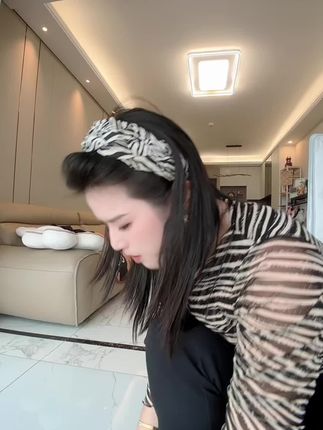 软底防滑又好穿,学爬学走都舒服!#学步鞋 #地板鞋