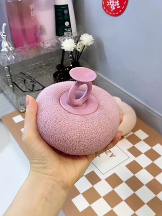 冬天洗澡用这种浴球可太方便了,软硬适中用它洗澡真的很舒服,关键还干净#搓澡神器 #浴室好物