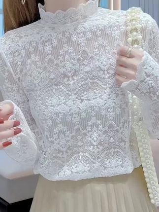 #穿出女人味 #优雅气质 #秋冬穿搭新鲜感在线 #早秋穿搭三分钟出门不是梦 #通勤穿搭万能配色公式