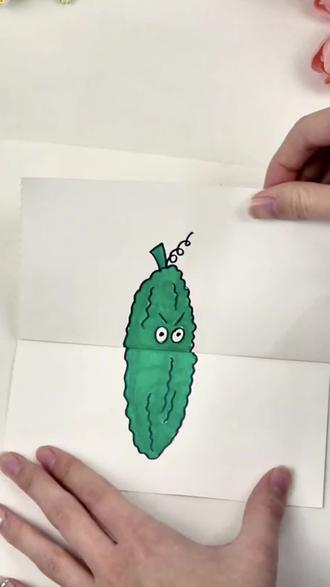 寒假快到了,好玩的#趣味折叠画 准备起来了吗,总比玩手机看电视强多了,既能锻炼动手能力还能锻炼思维和控笔能力#简笔画 #儿童书籍 #陪娃学习 #童书推荐