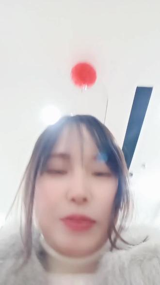 新年第一天上班,开开心心和姐妹吃泡面