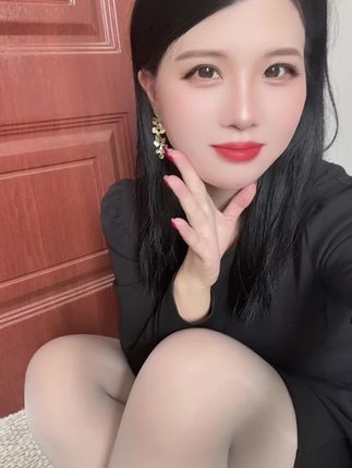 不为往事忧,只愿余生笑#御姐风 #女神范 #女人味
