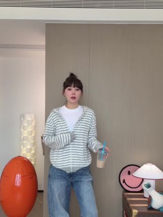 入秋必选条纹开衫#针织衫 #韩里韩气 #舒适穿搭 #条纹控 #穿搭