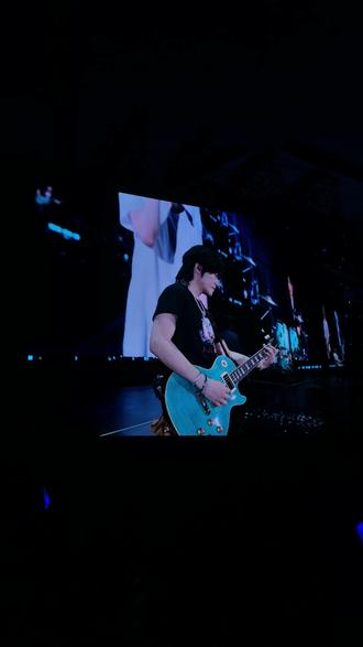 #五月天演唱会 听取哭声一片,不说再见,晚安“吾爱”