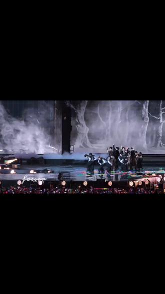 张极 绷带这个妆造真的帅疯了!!#张极 #张极好帅 #张极05后第一男歌手 #tf家族新年音乐会