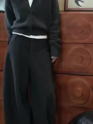 #藏肉显瘦穿搭 #秋冬新款 #女装两件套#显高显瘦显腿长 #减龄穿搭