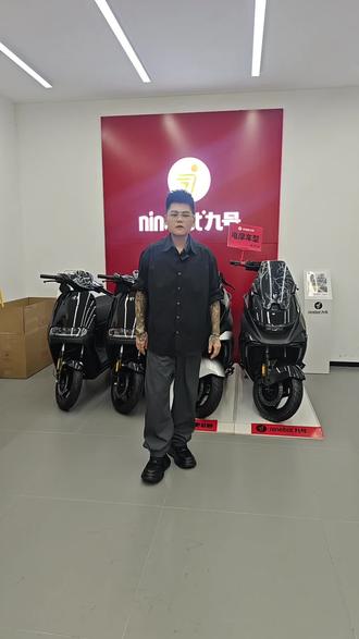 九号坡博店#九号电动 后减震如何调节软硬