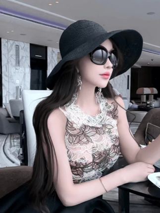 WW定制「舞夜小调」蕾丝时尚百搭打底女士夏季小众设计上衣半裙套装#夏季穿搭 #高级感穿搭 #今日穿搭