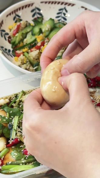 135斤大基数减肥冲刺115斤|生活化减脂记录
首次尝试窦月减肥法!明天要是掉秤理想准备打卡一周 有没有姐妹跟我一起!今天做了酱鸡蛋!美味之😋
#我的减肥日记 #创作者中心 #创作灵感 #大基数减肥 #减脂餐