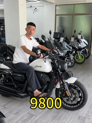 入门级 代步的复古巡航 #机车