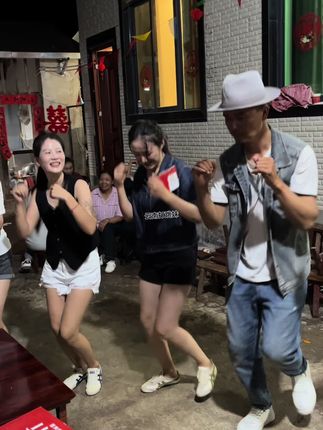 #云南打跳 #气氛搞起来