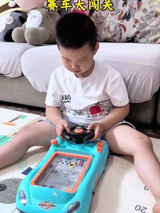 哪个大聪明发明的这款赛车闯关大冒险,孩子自己玩了一下午#益智玩具 #让孩子远离手机 #专注力 #赛车游戏