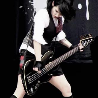 妈咪啊最帅女贝斯手 #lynz #msi