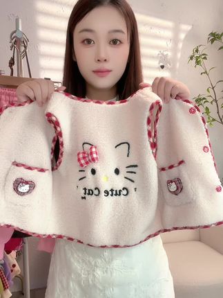 小朋友喜欢的kt猫来咯,保暖又洋气,经济又实惠的马甲#女童穿搭#女童马甲#加绒马甲#儿童马甲#生女儿就是用来打扮的