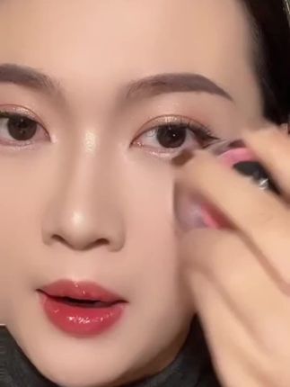 MAFFICK蘑菇头腮红粉懒人气垫高光修容自然均匀少女胭脂妆容推荐#蘑菇头腮红 #妆容分享 #腮红气垫 #修容自然均匀