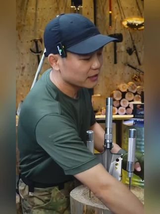 户外多功能车载应急工具,户外出行非常方便。